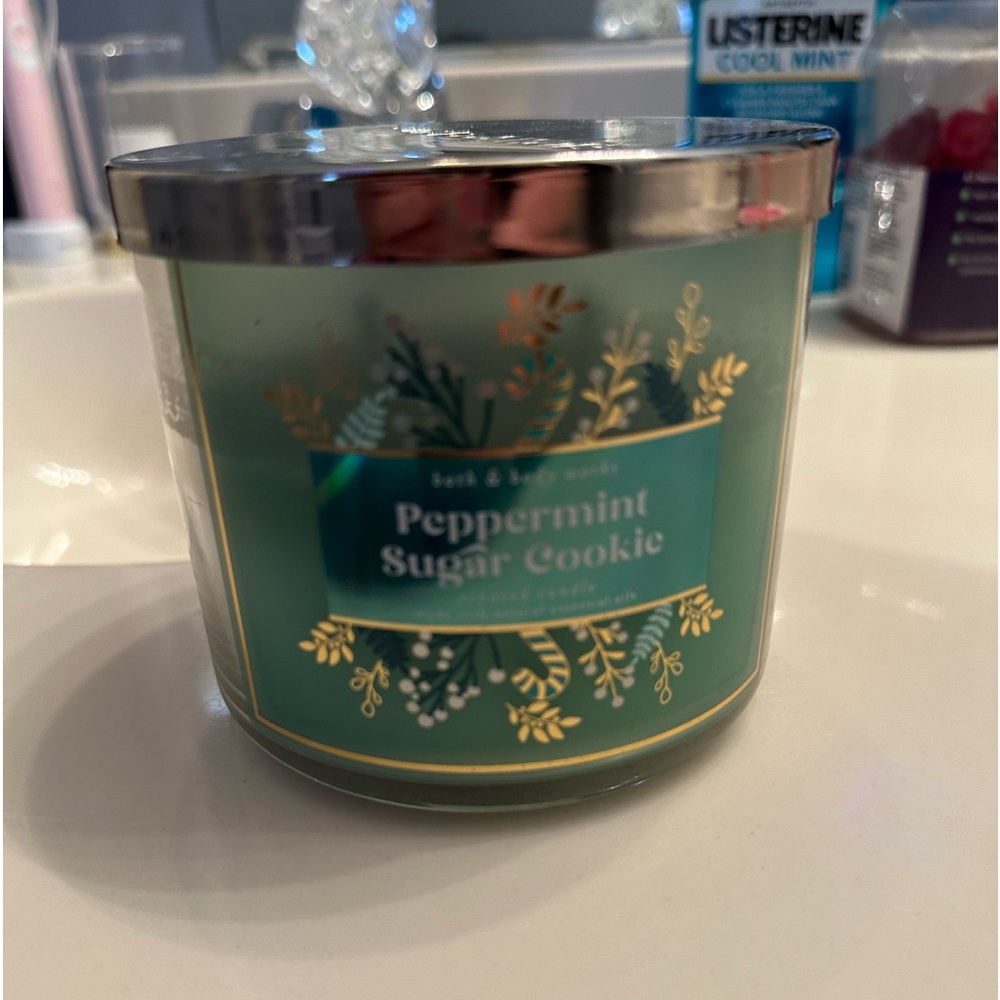 peppermint sugar cookie candle